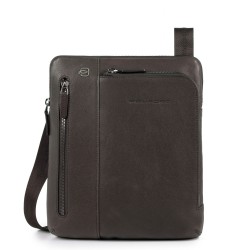 Black Square Вертикална чантичка за рамо с отделение за  iPad®Air/Pro 9.7 в тъмно кафяв цвят