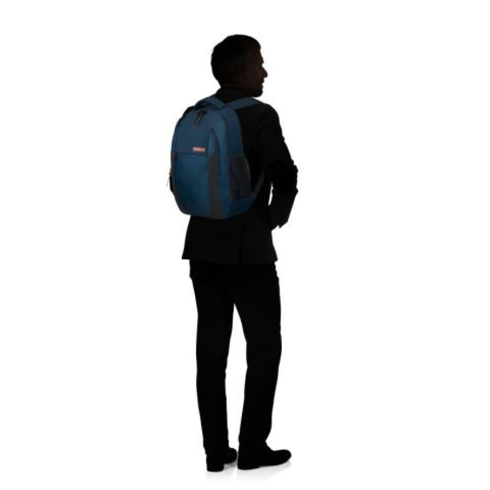 Раница Urban Groove Slim за 15.6 цвят тъмно син цвят Раница Urban Groove Slim за 15.6 цвят тъмно син цвят