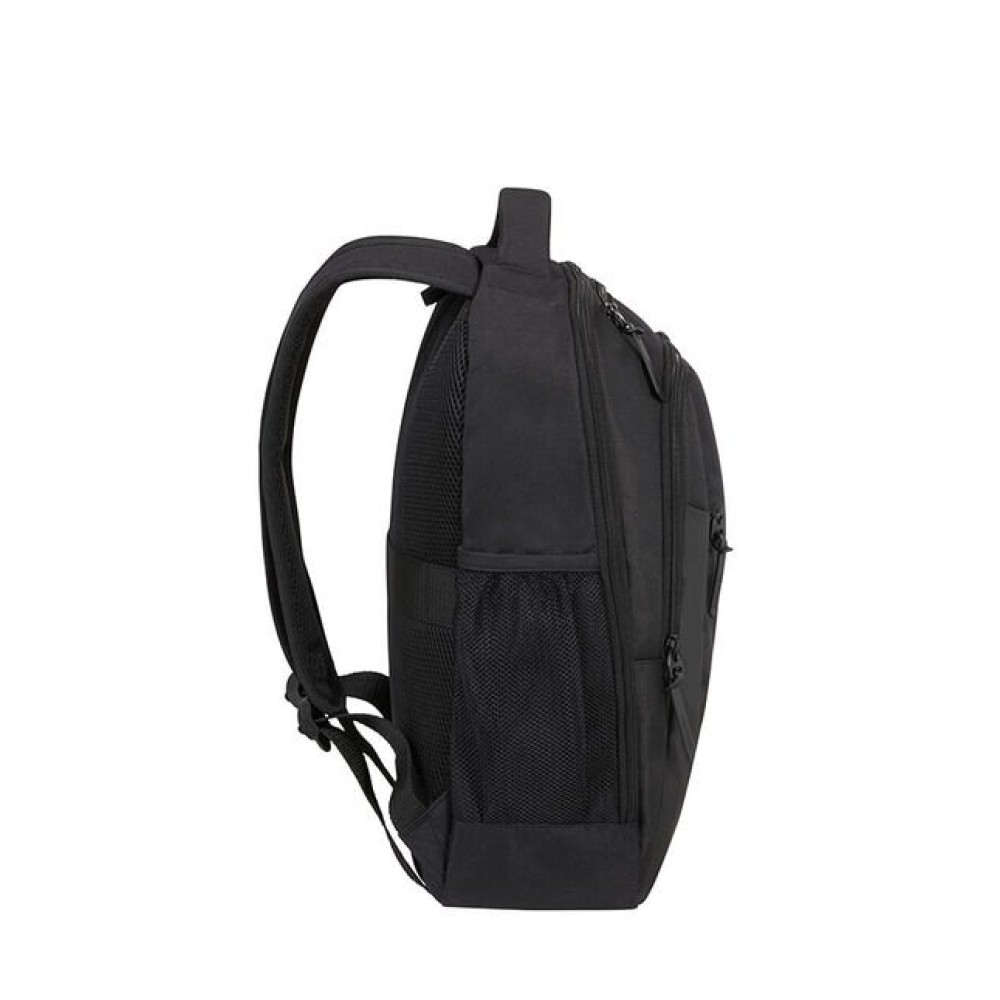 Раница Urban Groove Slim за 15.6 черен цвят Раница Urban Groove Slim за 15.6 черен цвят