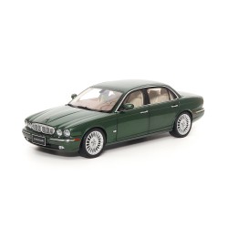 JAGUAR XJ6 (X350) – RACING GREEN