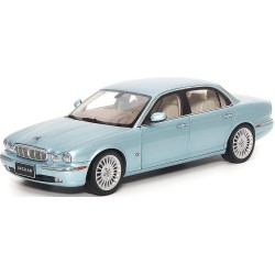 JAGUAR XJ6 (X350) – SEAFROST (LIGHT BLUE)
