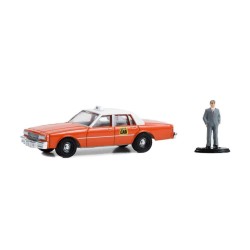 Chevrolet Impala Capitol Cab Taxi 1981 with Man in Suit - The Hobby Shop Series 15