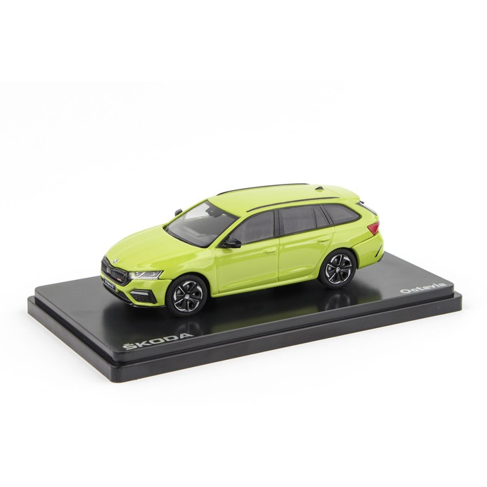 Skoda Octavia IV Combi RS (2020) - Green Mamba Skoda Octavia IV Combi RS (2020) - Green Mamba