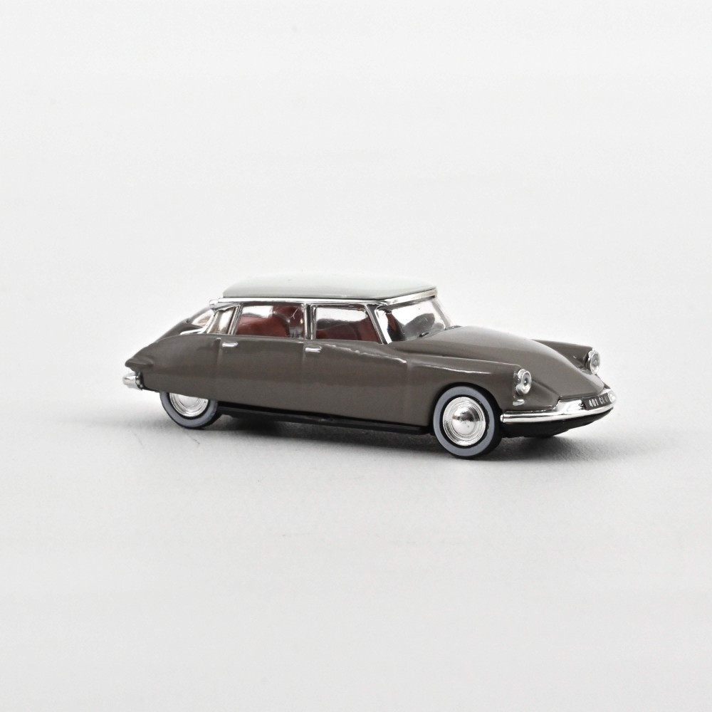 Citroen DS 19 1959 Marron glace Citroen DS 19 1959 Marron glace