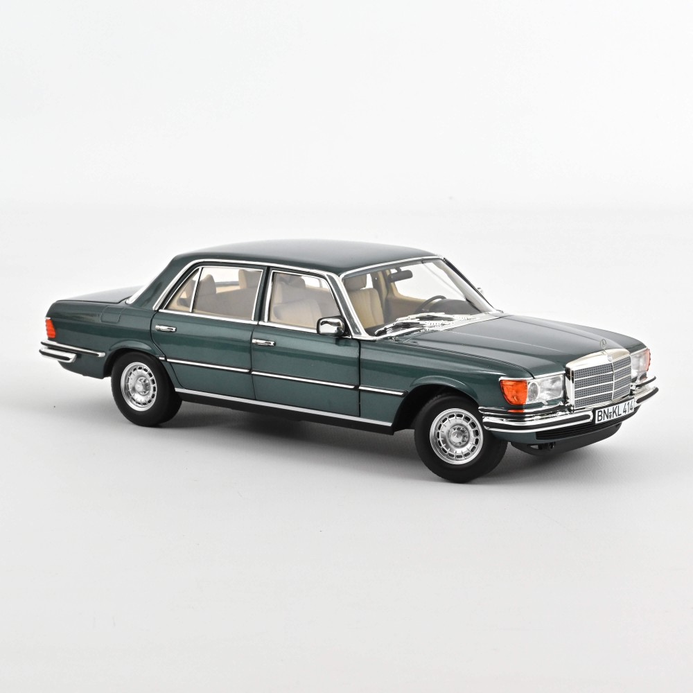 Mercedes-Benz 450 SEL 6.9 1979 Petrol Mercedes-Benz 450 SEL 6.9 1979 Petrol