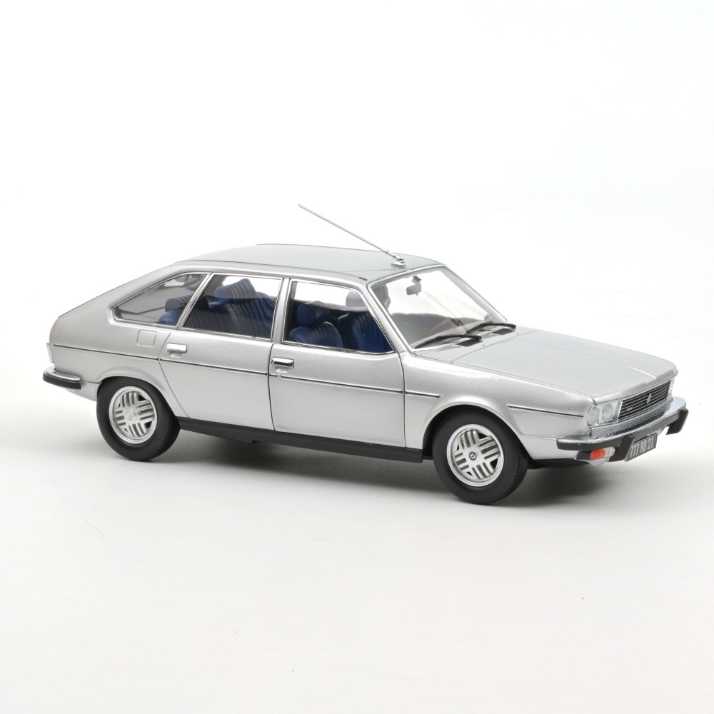 Renault 30 TX 1979 - Silver Renault 30 TX 1979 - Silver