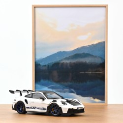 Porsche 911 GT3 RS with Weissach Pack 2022 White/Indigoblue