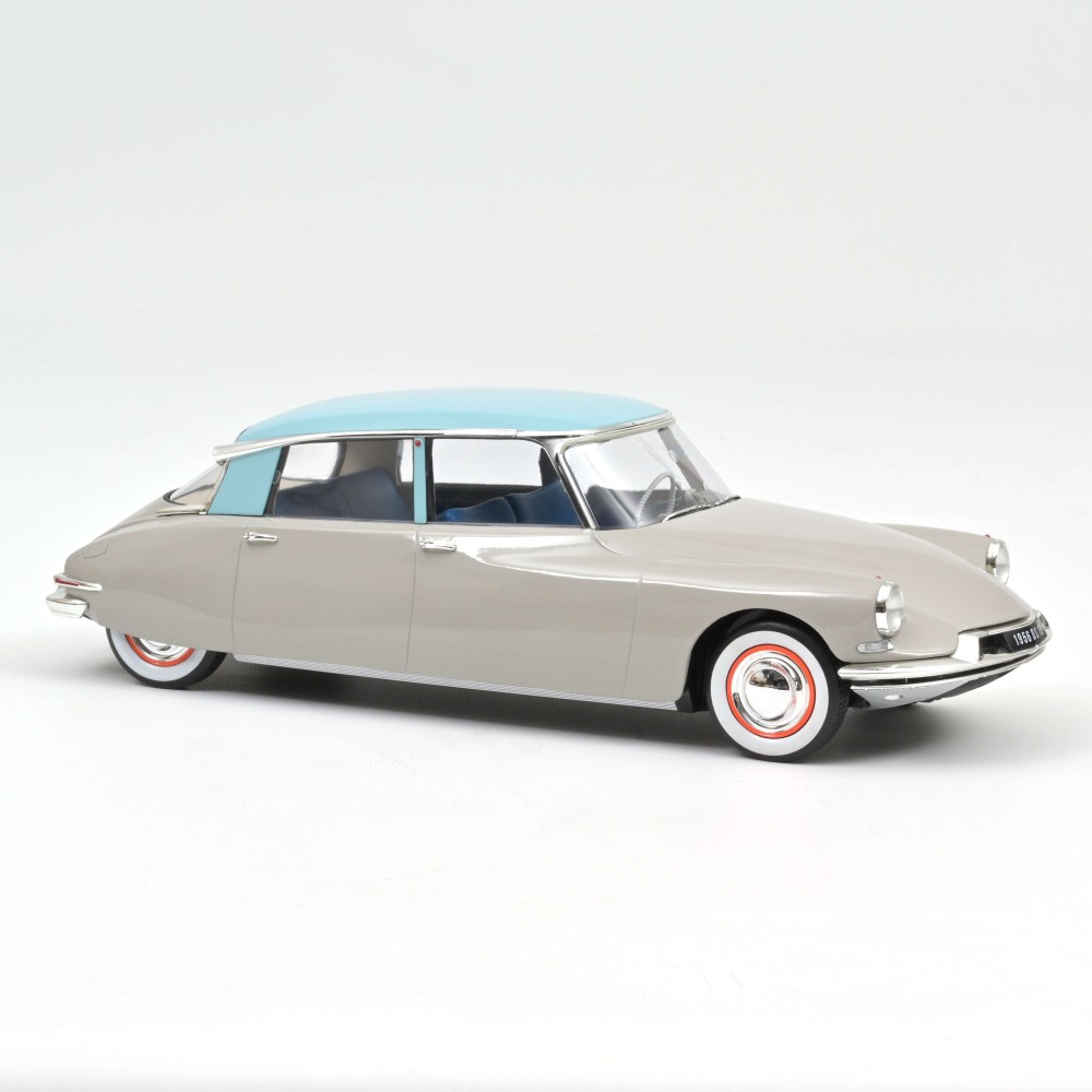Citroën DS 19 1956 Rosé Grey and Turquoise Citroën DS 19 1956 Rosé Grey and Turquoise