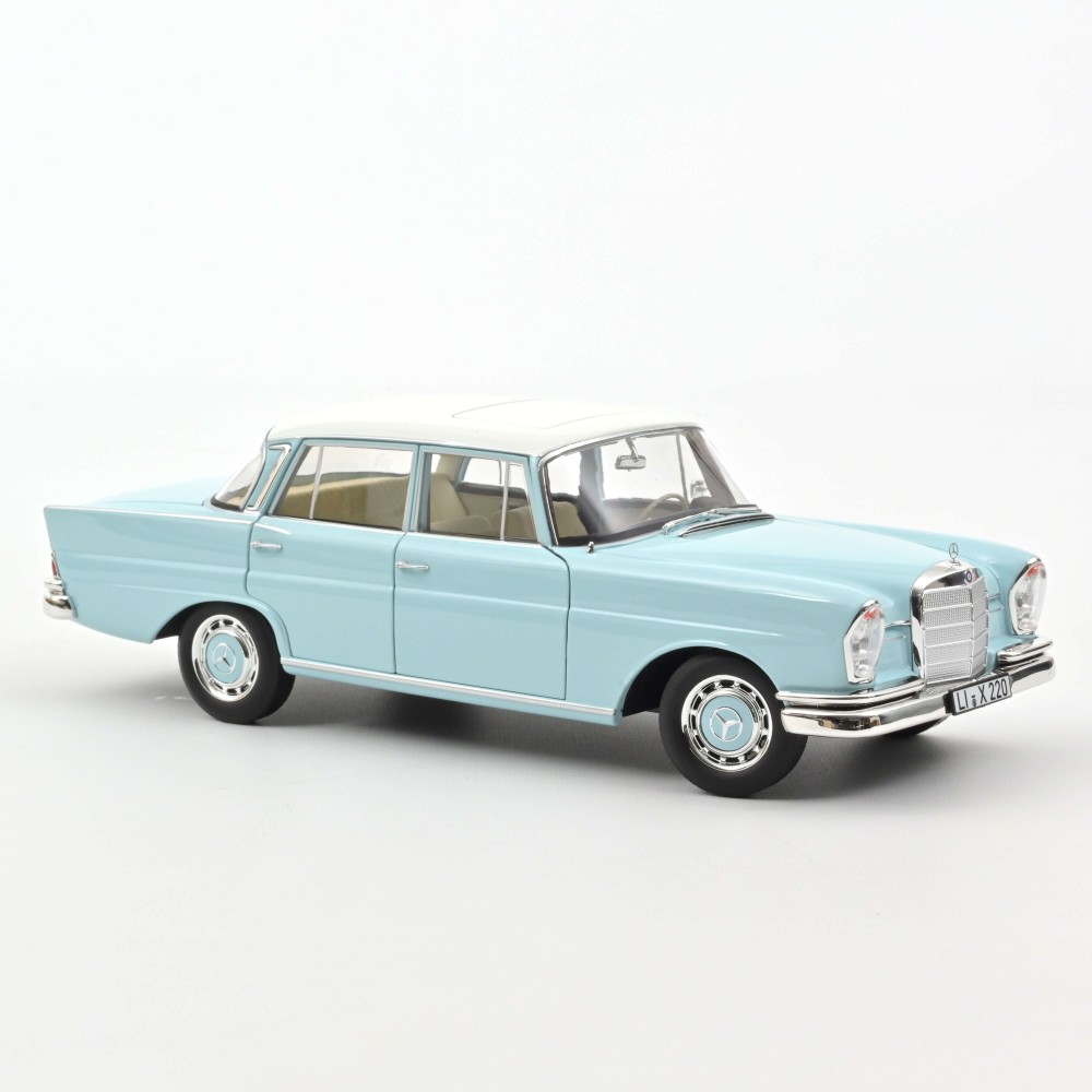 Mercedes-Benz 220 S 1965 Light Blue Mercedes-Benz 220 S 1965 Light Blue