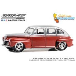 Ford Fordor Super Deluxe 1947 - Silver Metallic over Red Two-Tone - California Lowriders Series 4