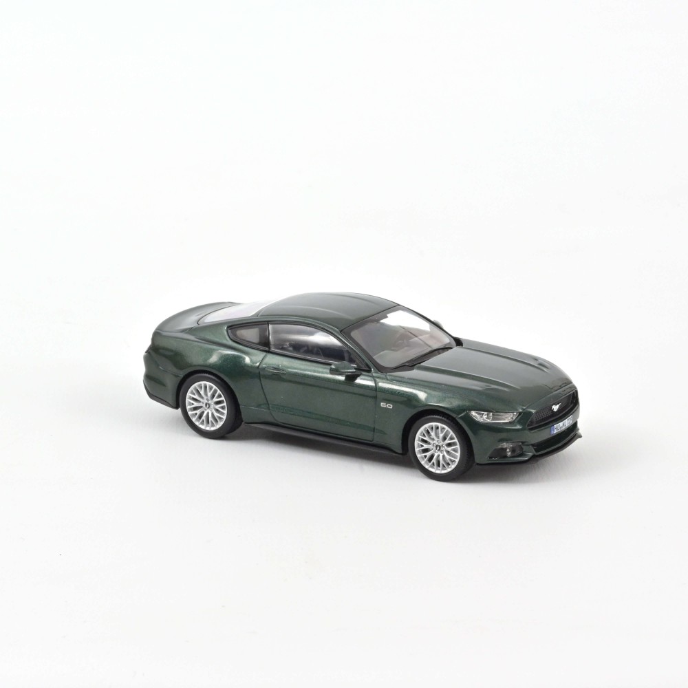 Ford Mustang 2015 - Green metallic Ford Mustang 2015 - Green metallic