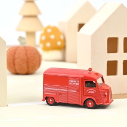 Citroen HY 1969 Firetruck (1:58)