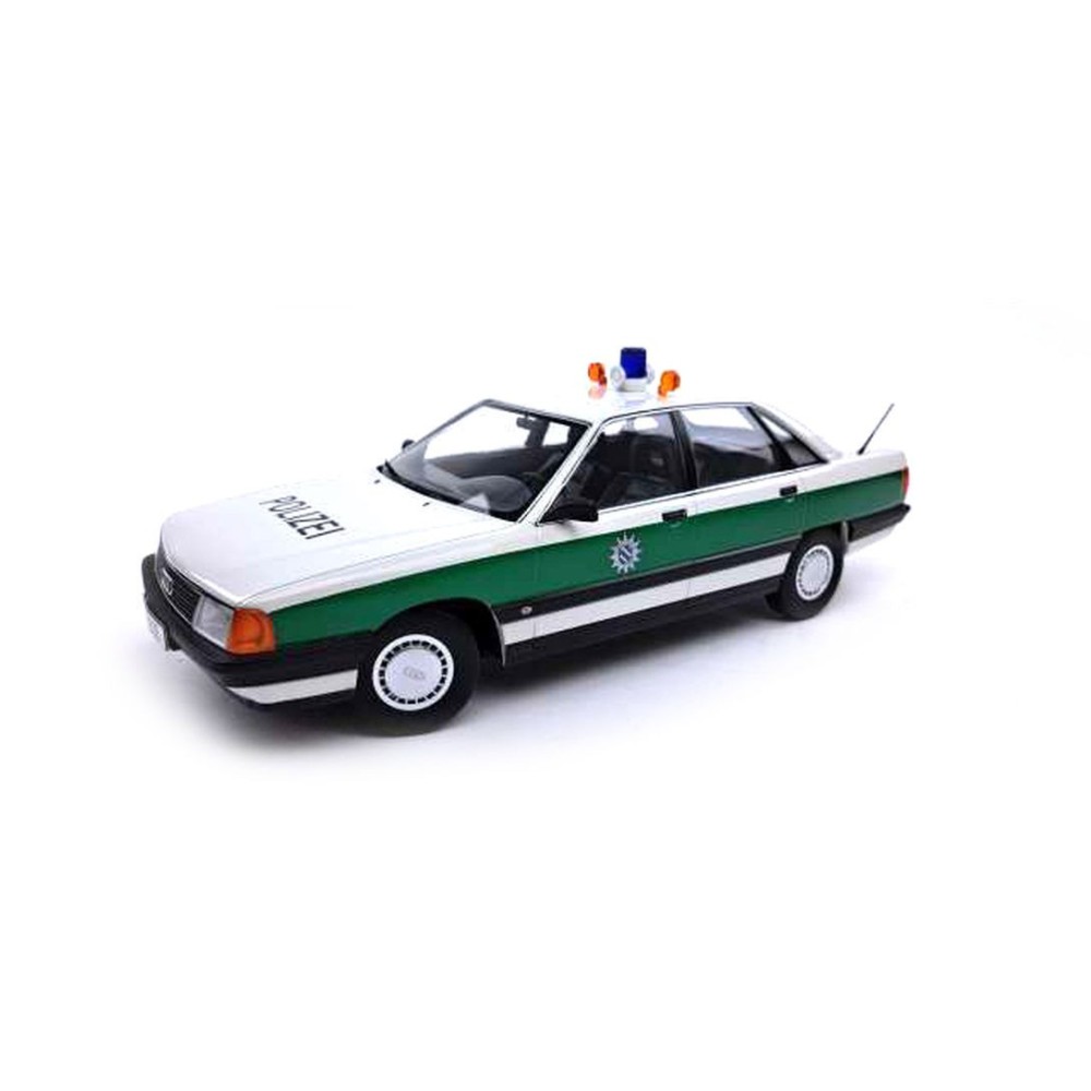 1989 Audi 100 C3 Polizei, alpine white/green 1989 Audi 100 C3 Polizei, alpine white/green