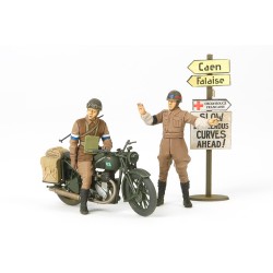 1:35 British BSA M20 Motorcycle w/Military Police