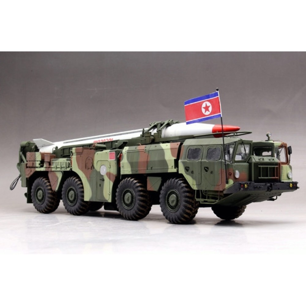 1:35 Севернокорейски балистичен комплекс Hwasong-5 (DPRK Hwasong-5 short-range tactical ballistic missile) 1:35 Севернокорейски балистичен комплекс Hwasong-5 (DPRK Hwasong-5 short-range tactical ballistic missile)