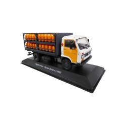 Pegaso Ekus Truck Repsol Butano 1988 white / yellow