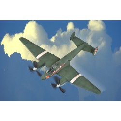 1:72 Съветски пикиращ бомбардировач Петляков Пе-2 (Soviet PE-2 Bomber)