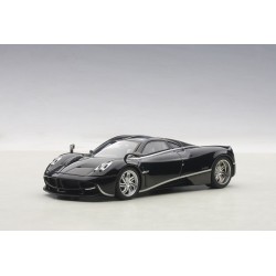 Pagani Huayra (black/silver stripes) 2011
