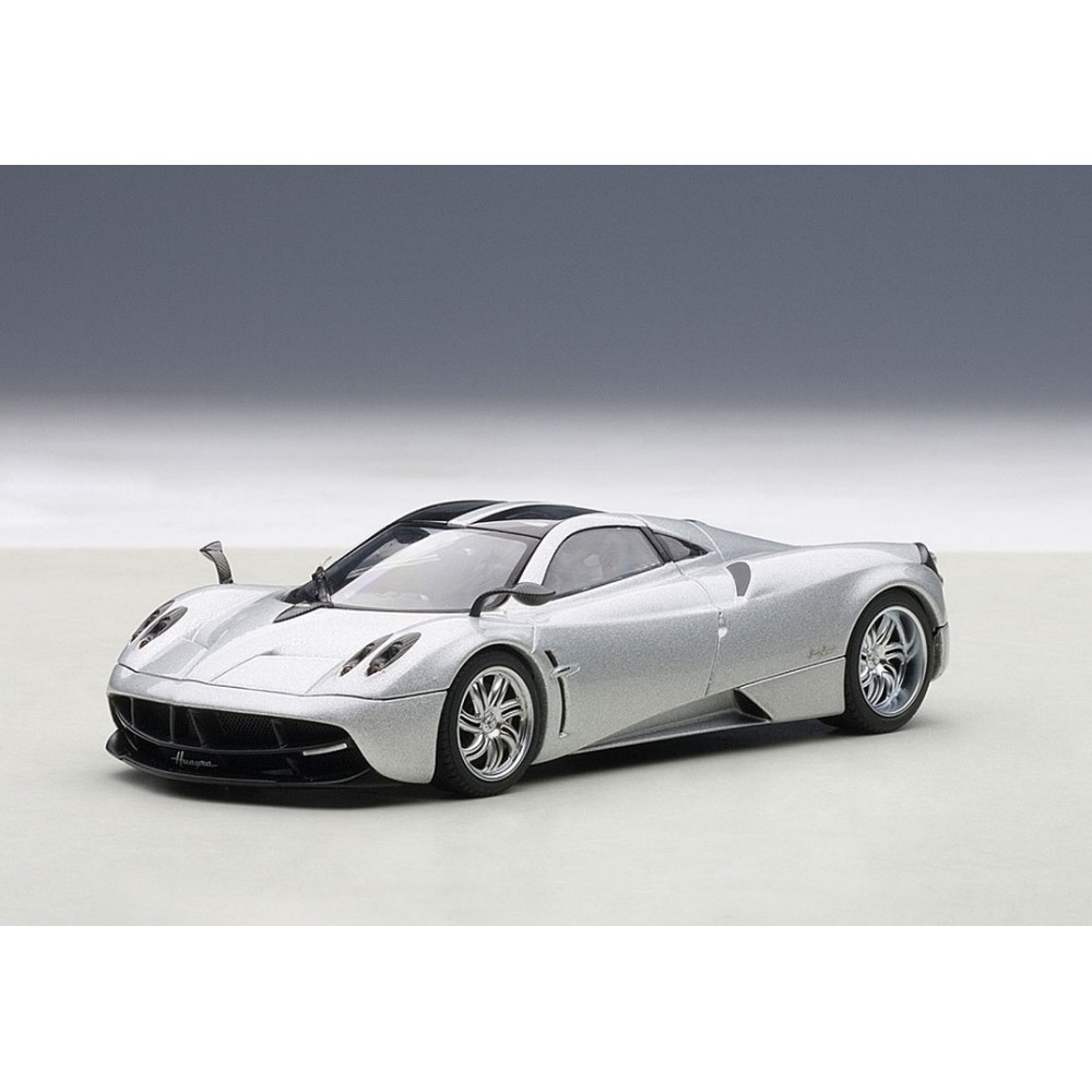 Pagani Huayra (metallic silver) 2011 Pagani Huayra (metallic silver) 2011