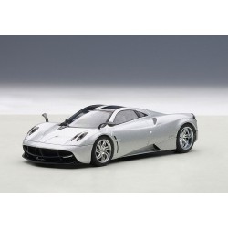 Pagani Huayra (metallic silver) 2011