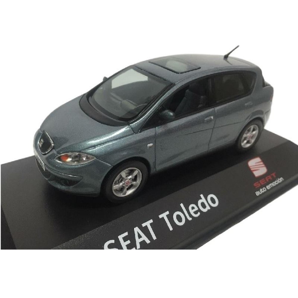 2004-2009 Seat Toledo In Seat Dealer Packaging, Blue Grey