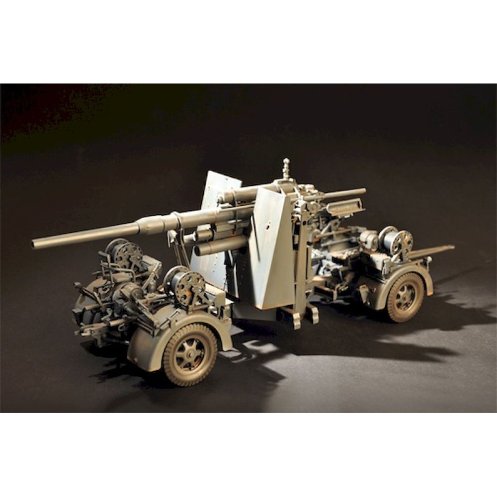 1:18 Германско противовъздушно оръдие Flak 36 88MM 1:18 Германско противовъздушно оръдие Flak 36 88MM