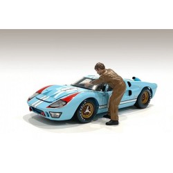 Умалена фигура - Механик (RACE DAY I, FIGURE V) (1:18)