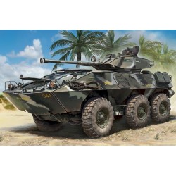 1:35 Американски танк LAV300 90mm Cockerill Gun