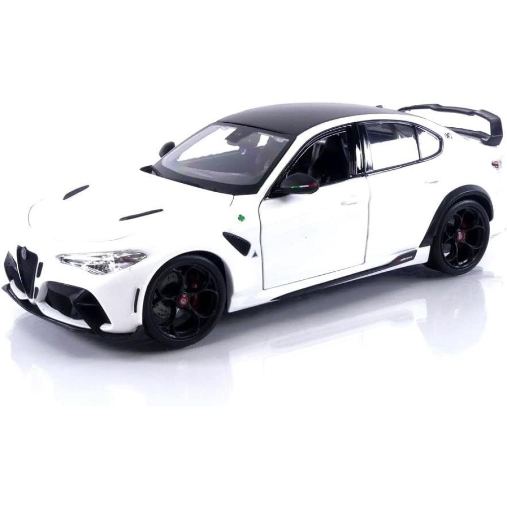 Alfa Romeo Giulia GTAm - BIANCO TROFEO 2020