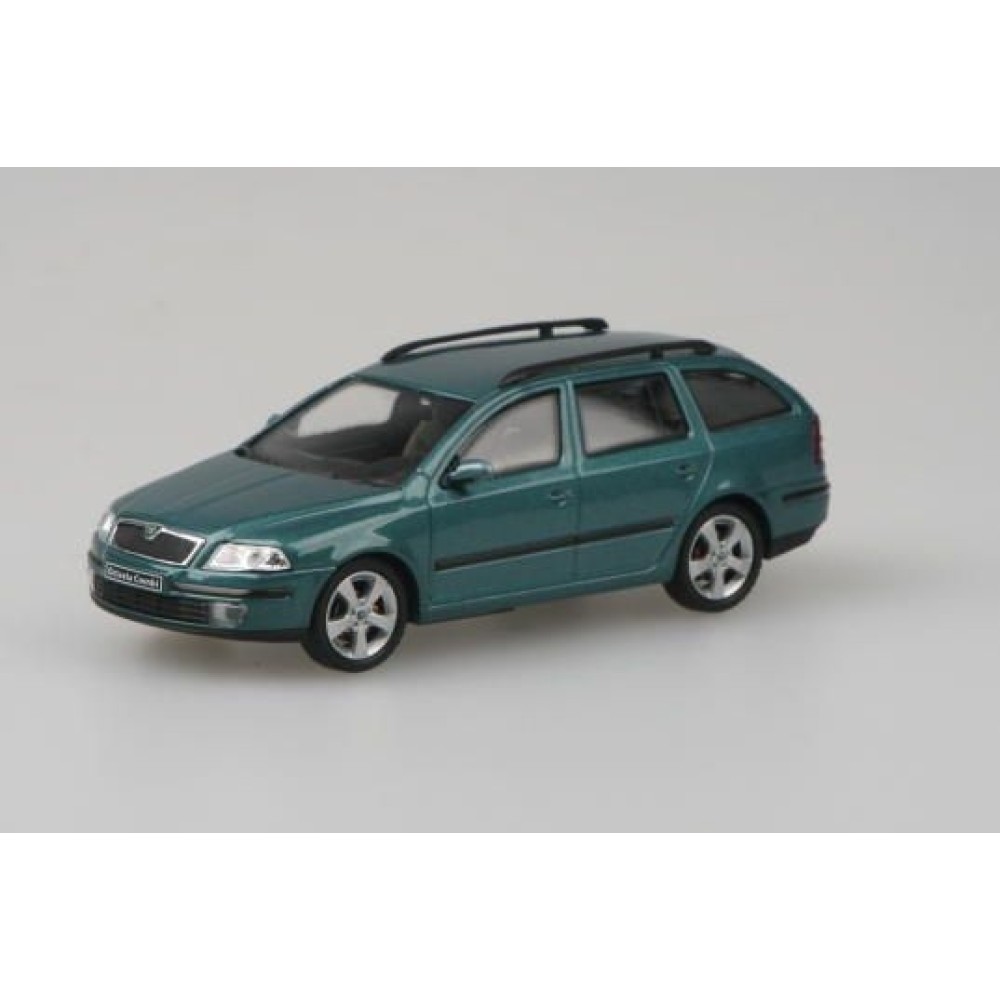 Skoda Octavia II Combi (2004) - Green Island Metallic Skoda Octavia II Combi (2004) - Green Island Metallic
