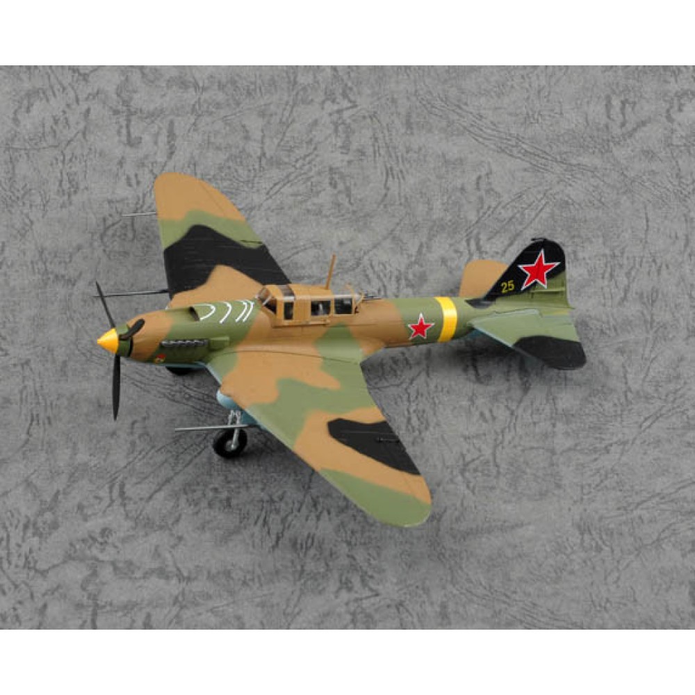 1:72 Съветски щурмови бомбардировач Илюшин Ил-2М3 1:72 Съветски щурмови бомбардировач Илюшин Ил-2М3