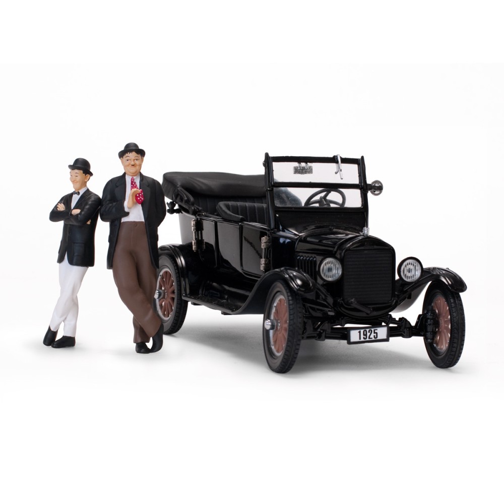 1925 Ford Model-T Touring (Open) Black with Laure and Hardy Figures 1925 Ford Model-T Touring (Open) Black with Laure and Hardy Figures