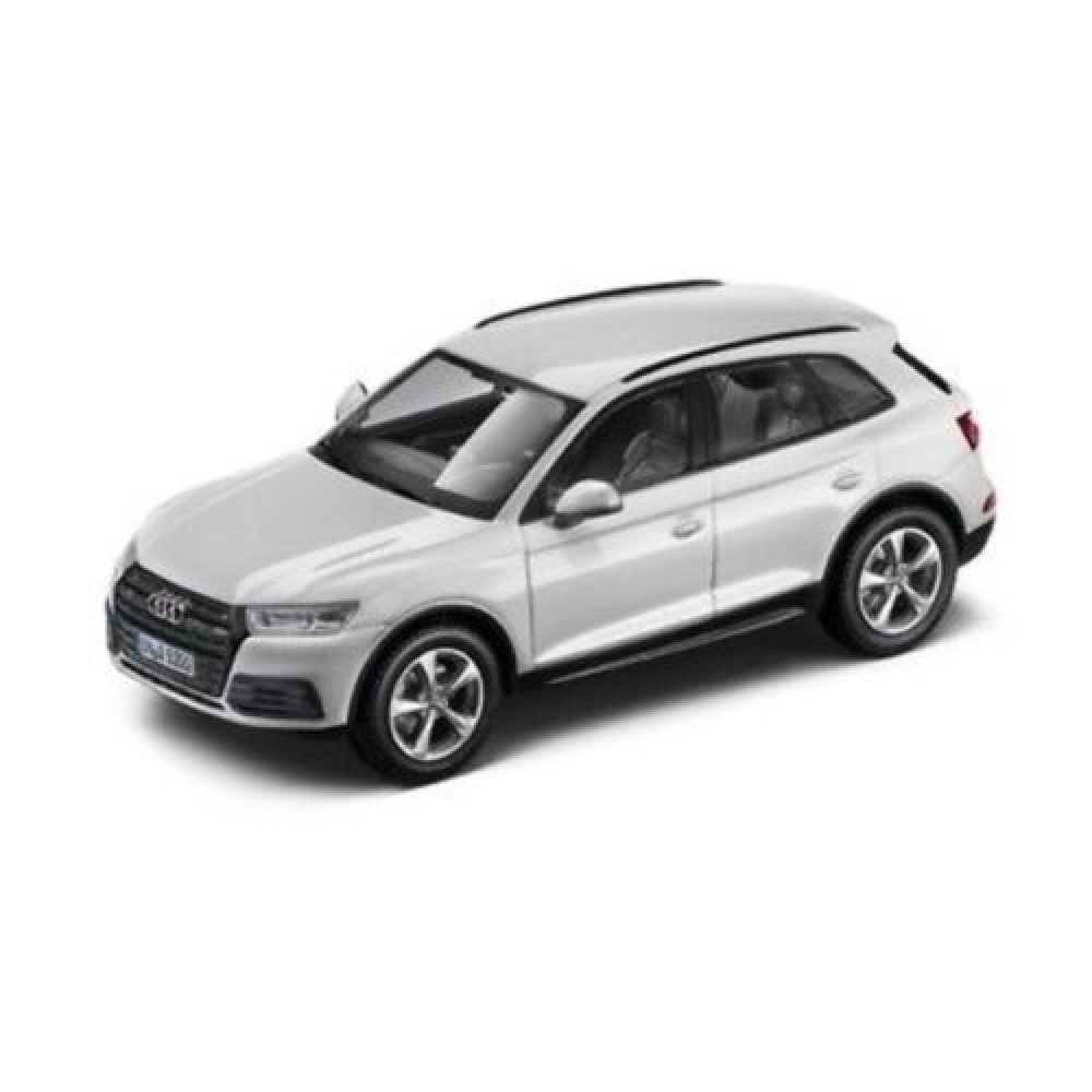 Audi Q5 - Ibis  White