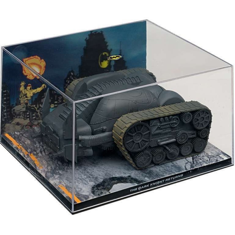 Batman Batmobile, Riot Tank, The Dark Knight Returns #1, 1986 (спукана дисплей кутия)