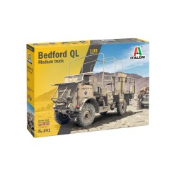1:35 Британски камион Bedford QL Medium Truck