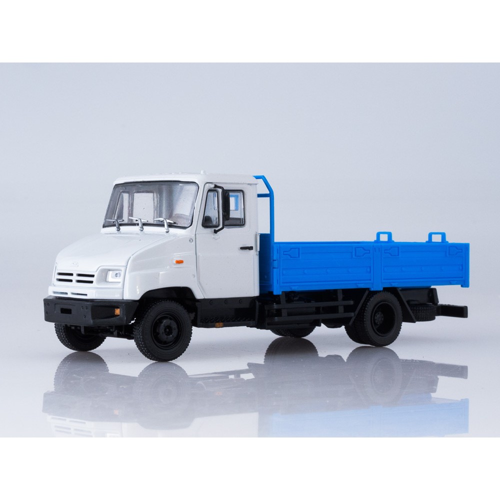 ZIL-5301 Botchsok Flatbed Truck (grey-blue) ZIL-5301 Botchsok Flatbed Truck (grey-blue)